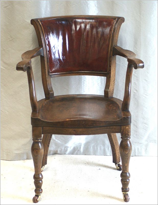 9049 Antique Oak Desk Chair by Shoolbred London (2)